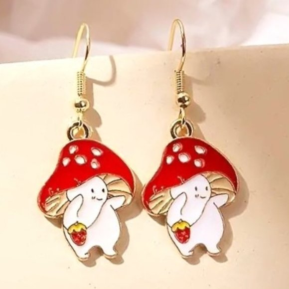 Red Mushroom Earrings Goblin Core  Boho Hippie Strawberry Trippy Fun Dangle GIFT - Picture 1 of 2